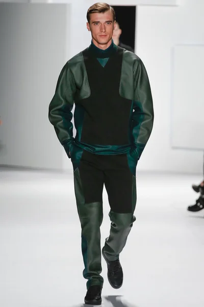 Look 36